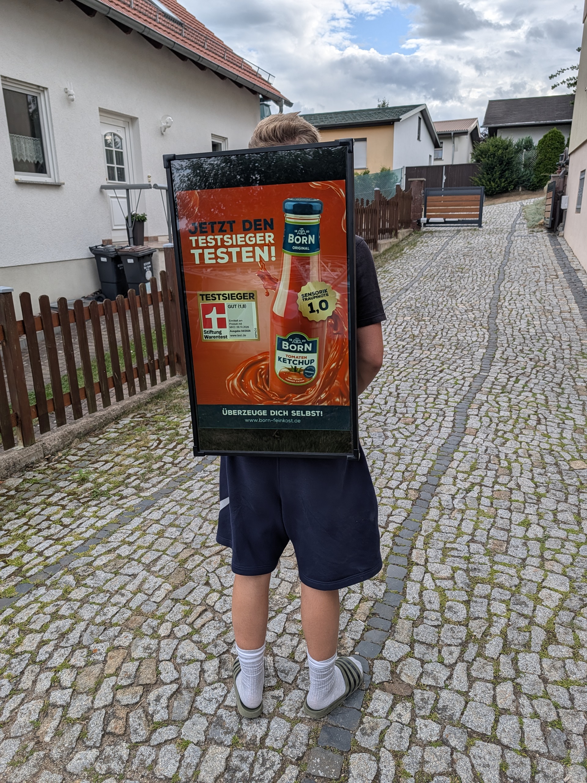 termedia CityWalk mit mobilem LED-Rucksack